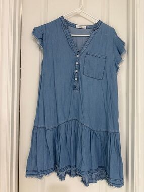 TALULAH Light Blue Chambray Tiered Dress